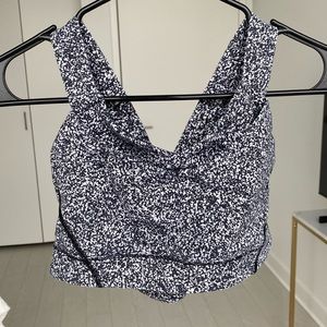 Lululemon Sports Bra, Size 8, Black/White speckles, Medium/High Support
